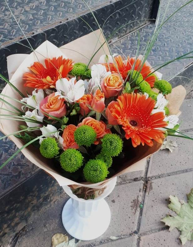 Букет цветов из: Герберы, Хризантемы, Альстромерии и Розы в Дрожжино