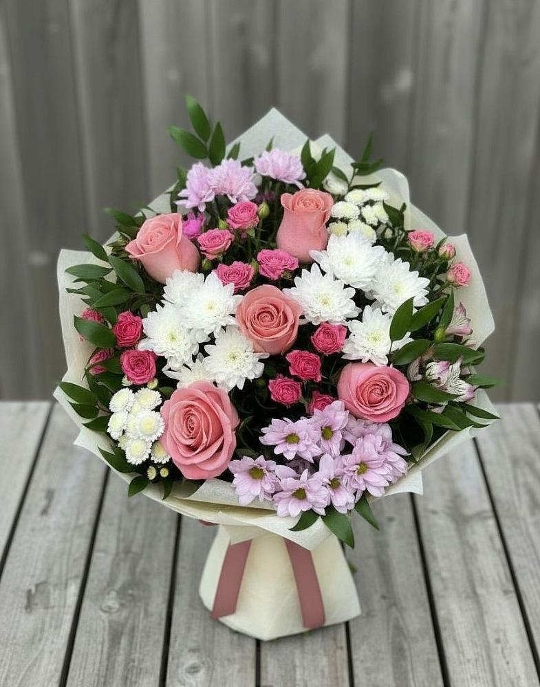 Букет цветов из: Альстромерии, Гвоздики, Розы и Хризантемы в Дрожжино