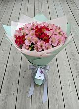 Букет цветов из:  Альстромерии в Дрожжино