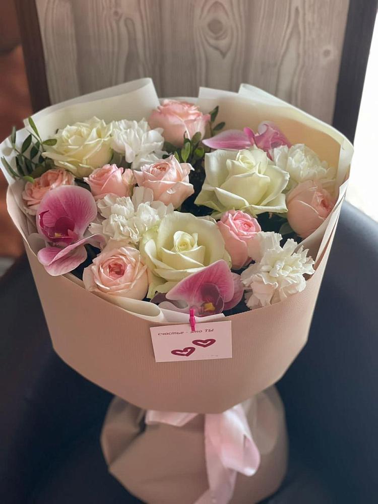 Букет цветов из: Орхидеи, Розы и Гвоздики в Дрожжино