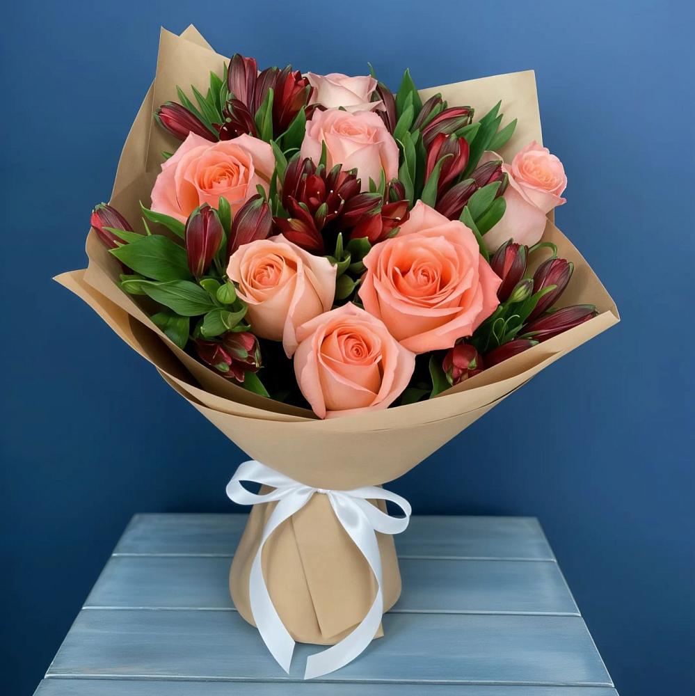 Букет цветов из: Розы и Альстромерии в Дрожжино