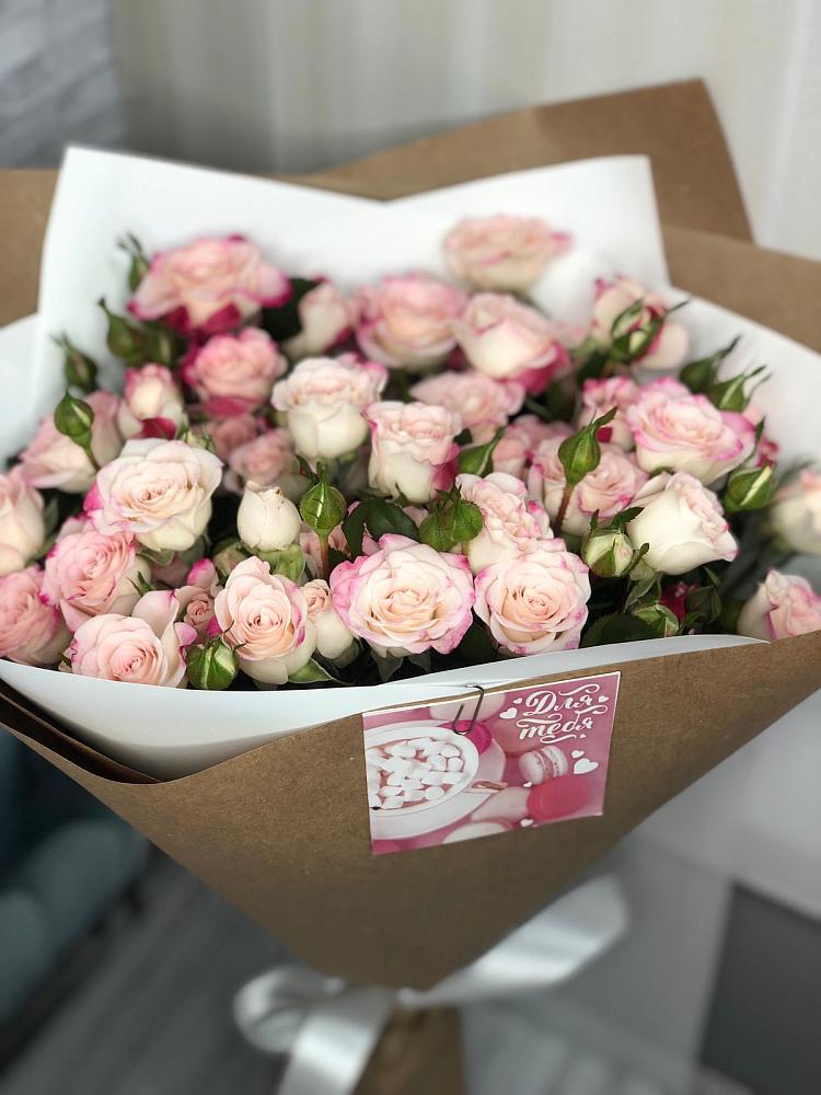 Букет цветов из: Розы в Дрожжино