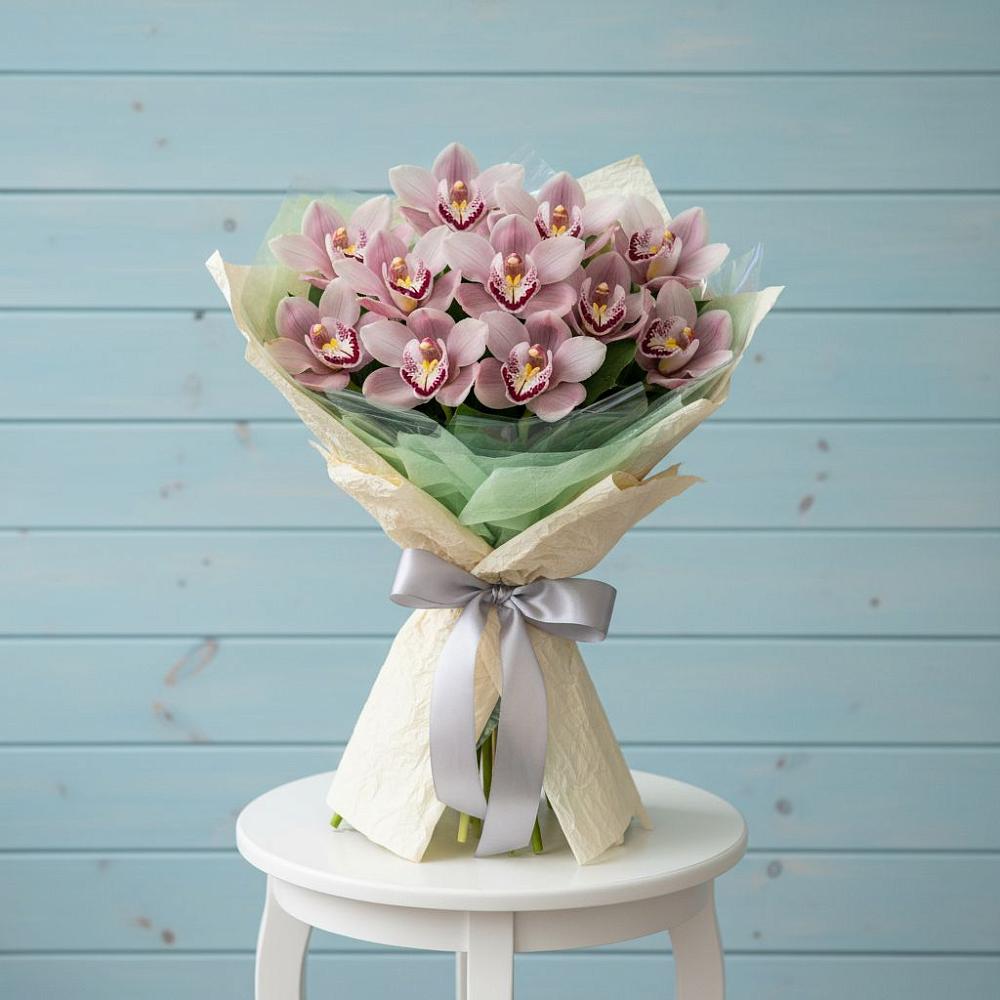 Букет цветов из: Орхидеи и Розы в Дрожжино