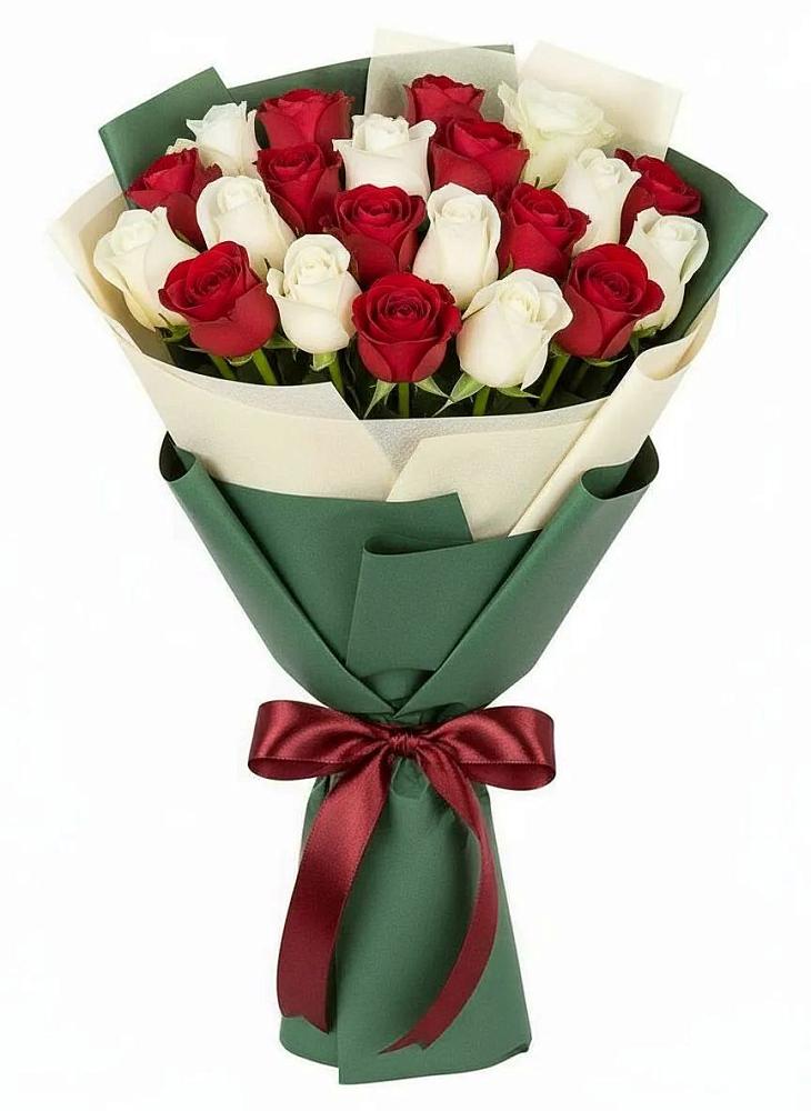 Букет Микс из красных и белых роз в Дрожжино