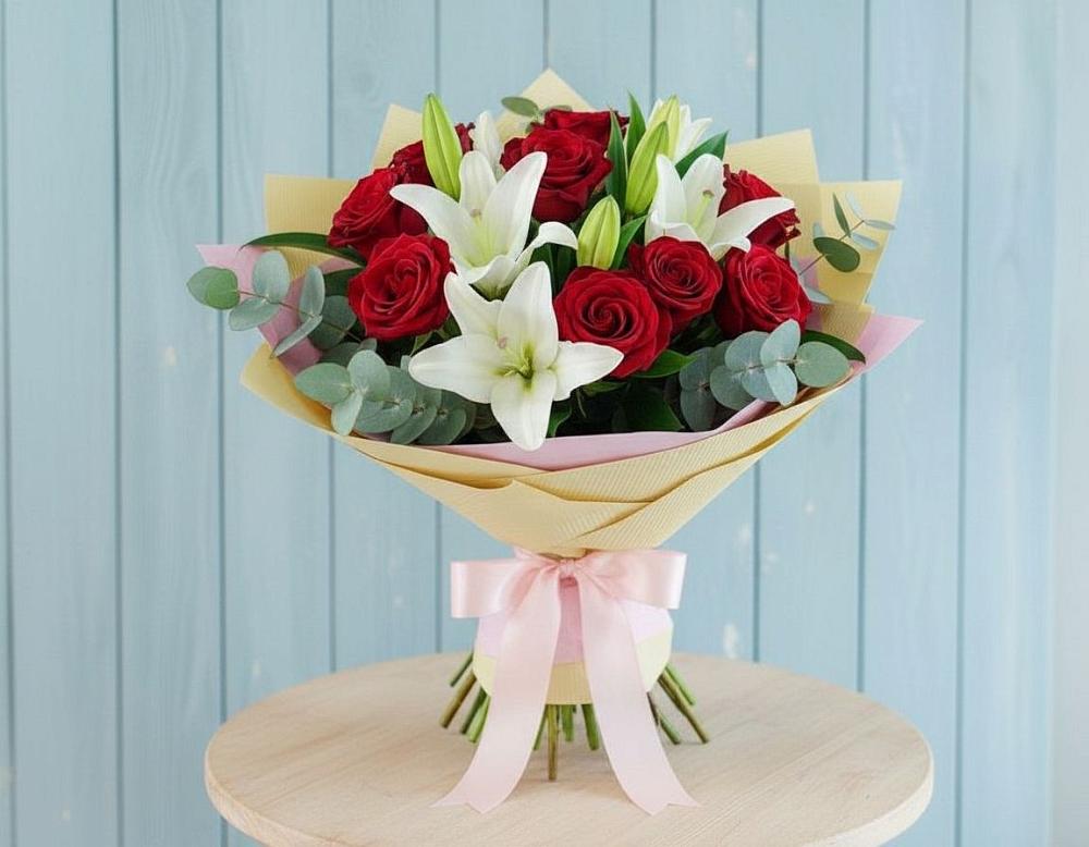 Букет цветов из: Лилии и Розы в Дрожжино